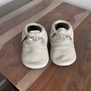 Freshly Picked Moccasins Size 4